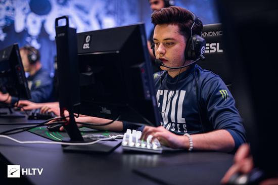 LPL在亚洲邀请赛表现不佳 Doinb揭露赞助商离开危机